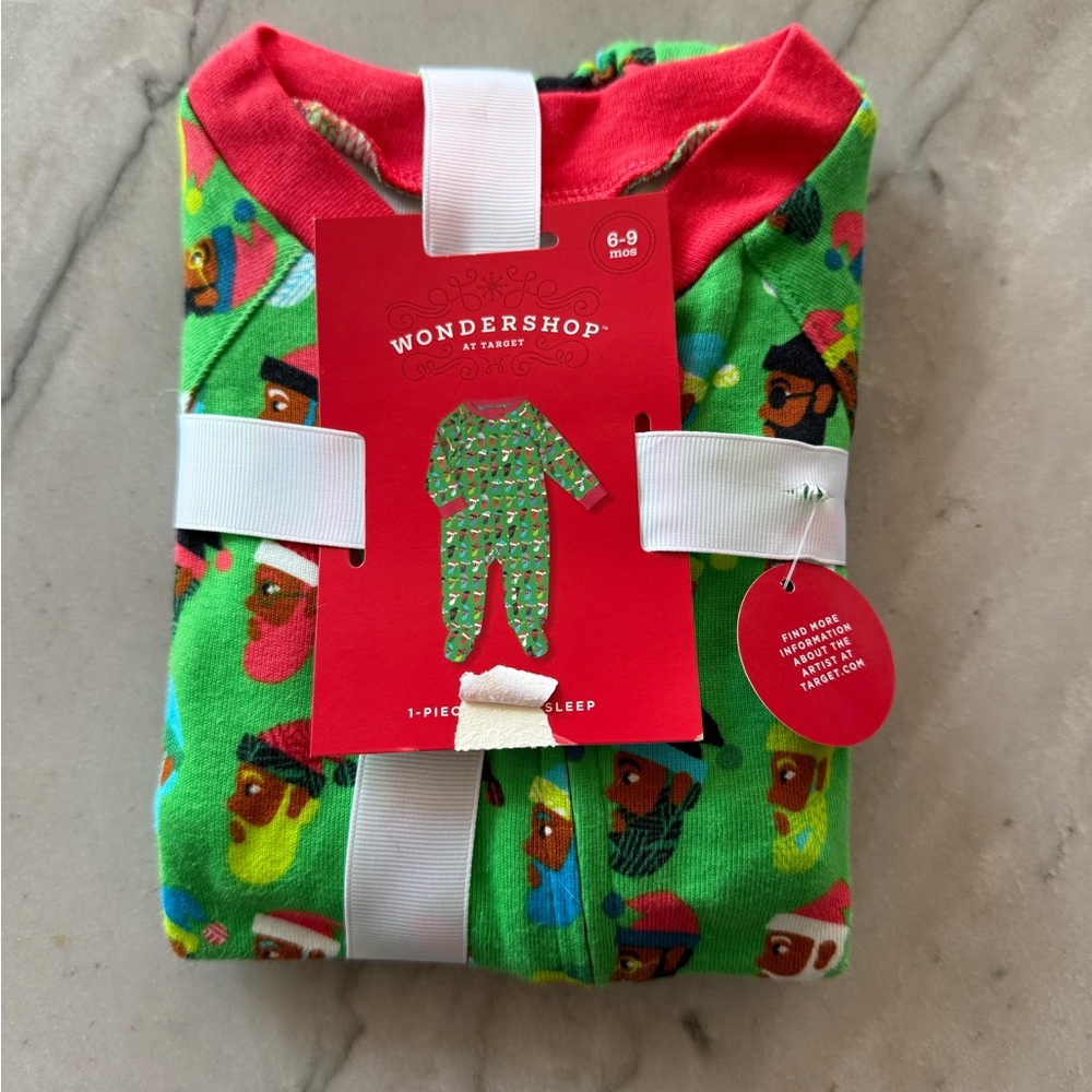 💚Wondershop Holiday Onesie
